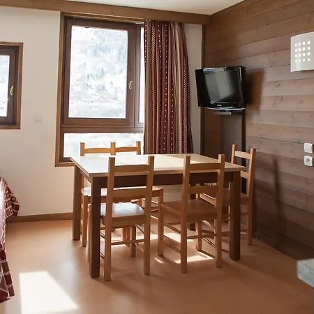 Village De Les Angeliers Vakantiepark 3*